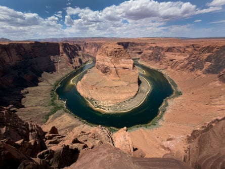 a horseshoe-shaped incised curve of the Colorado River