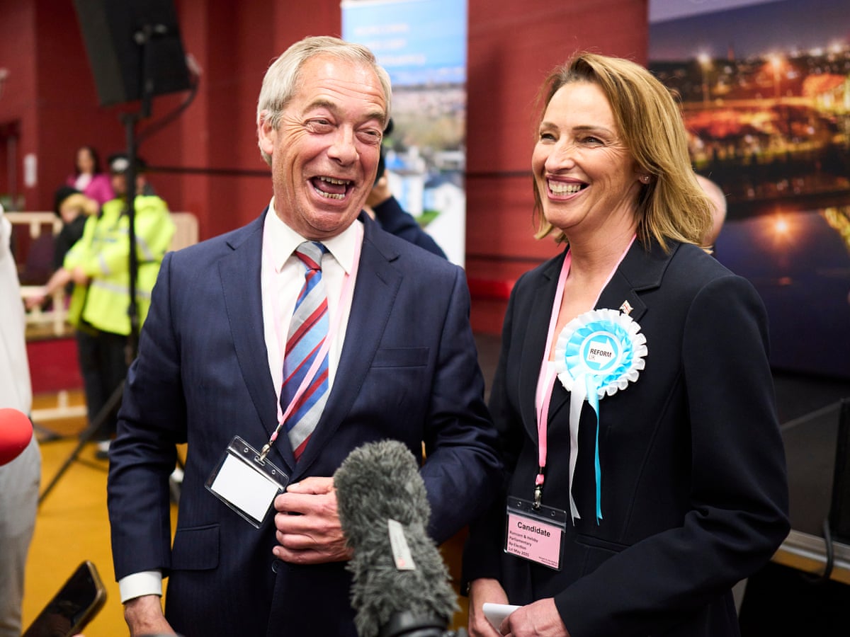 Reform wins Runcorn byelection by just six votes in blow to Labour | Politics | The Guardian