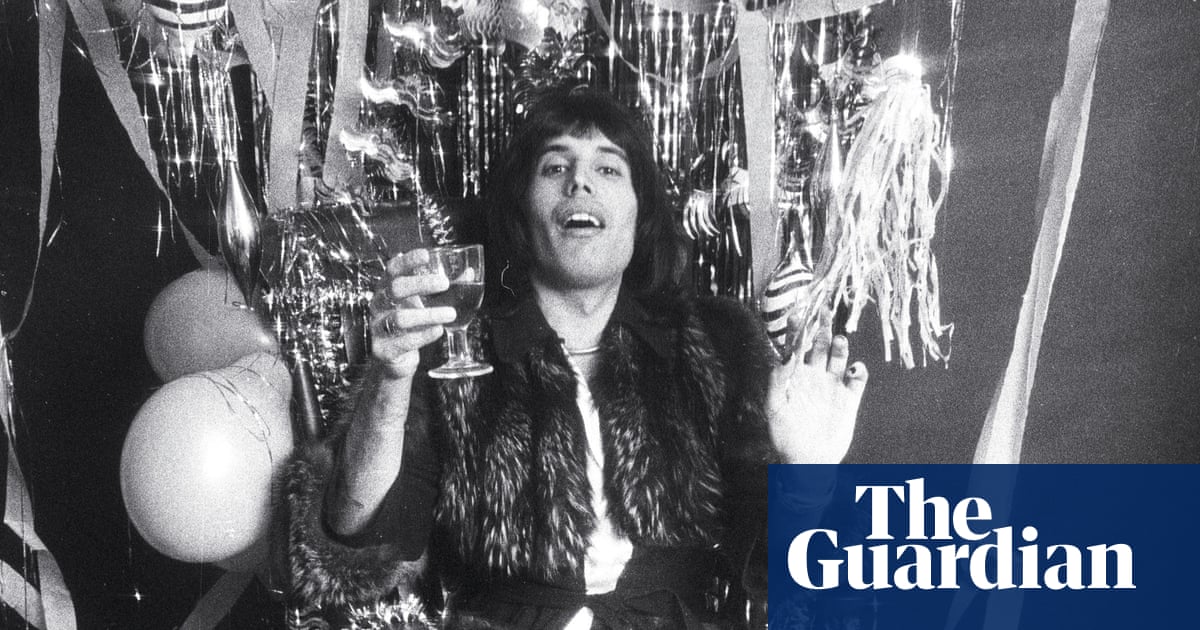 Beatles, Bowie, Dylan, Mercury and more: rock’n’roll royalty – in pictures