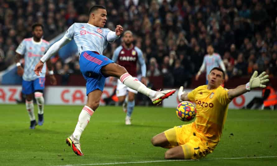 Mason Greenwood tire contre Aston Villa