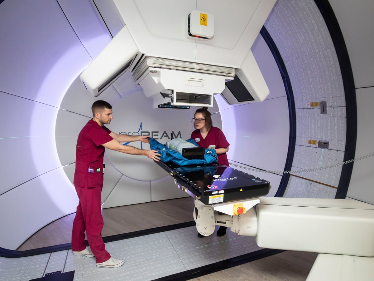 Nhs Deal With Private Hospitals Must Be Renewed Say Surgeons