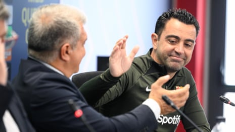 'Circumstances have changed': Xavi to stay on as Barcelona head coach – video