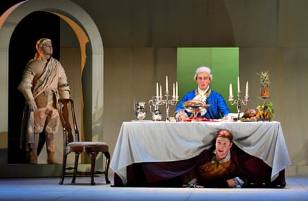 David Fraser (Il Commendatore), Marcus Swietlicki (Don Giovanni) and Daniel Barrett (Pasquariello).