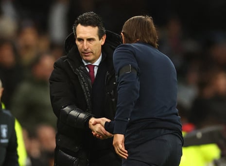 Unai Emery shakes hands with Antonio Conte at full-time as a chorus of boos’ rain down from the stands.