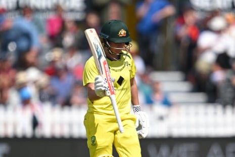 Beth Mooney brings up her fifty.