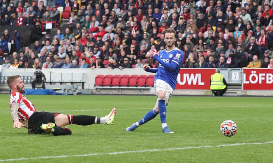 James Maddison scores Leicester’s winner in their 2-1 victory at Brentford