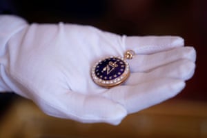 A watch with the initial of Napoleon I