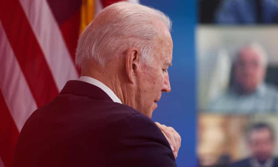 U.S. President Joe Biden and holds regular call with the National Governors AssociationU.S. President Joe Biden and his COVID-19 Response Team hold their regular call with the National Governors Association to discuss his Administration's response to the Omicron variant and to hear from the Governors on the needs in their States, in the South Court Auditorium at the White House, in Washington, U.S., December 27, 2021. REUTERS/Evelyn Hockstein