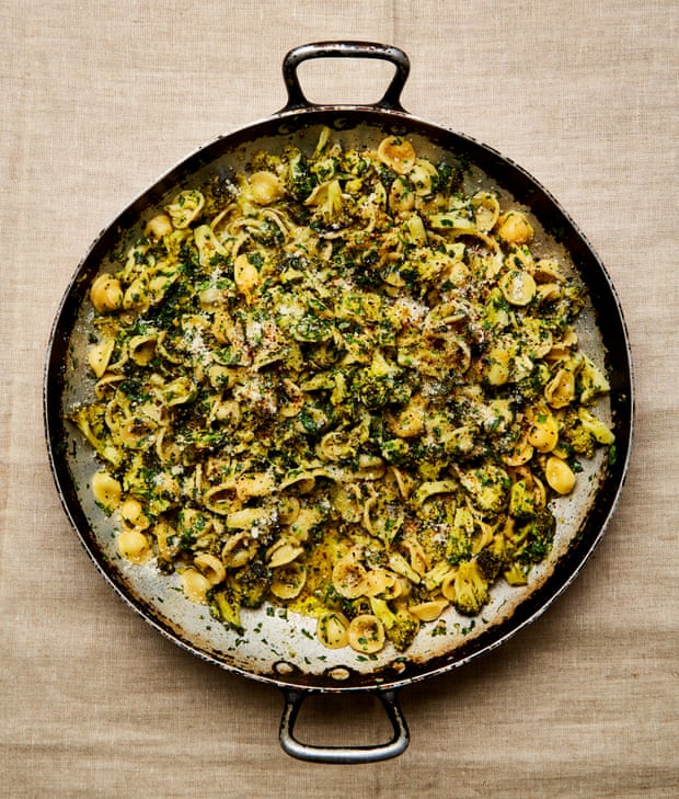 Orecchiette with broccoli and rocket