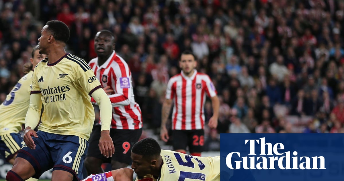 Arsenal demand meeting with Pro Ref over ‘unacceptable’ penalty at Sunderland