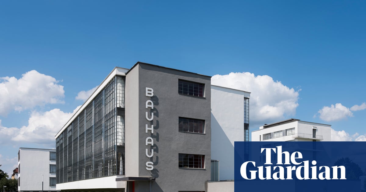 ‘Aterrizó como una nave espacial foráneo’: 100 abriles posteriormente de que llegó Bauhaus, Dessau sigue siendo un imán para los fanáticos del diseño | Herencia ‘Aterrizó como una nave espacial foráneo’: 100 abriles posteriormente de que llegó Bauhaus, Dessau sigue siendo un imán para los fanáticos del diseño | Herencia