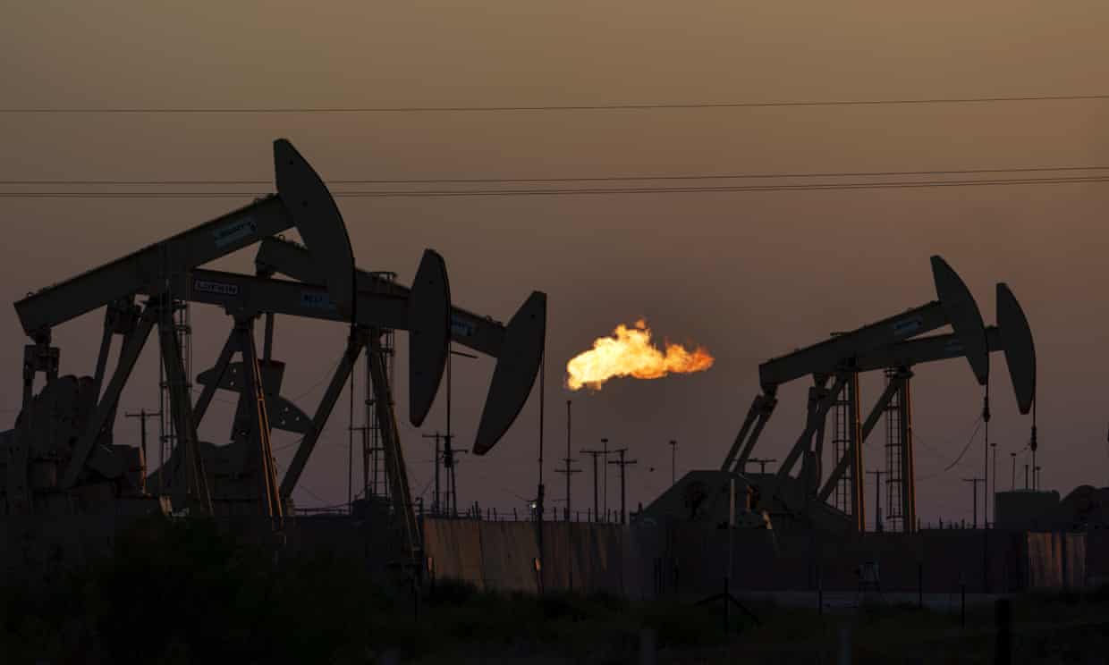 US behind more than a third of global oil and gas expansion plans, report finds (theguardian.com)