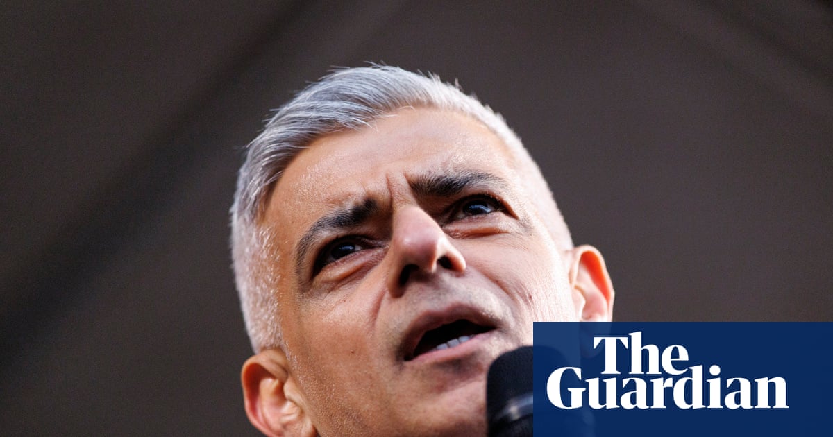 Sadiq Khan urges Labour to campaign on rejoining EU at next election