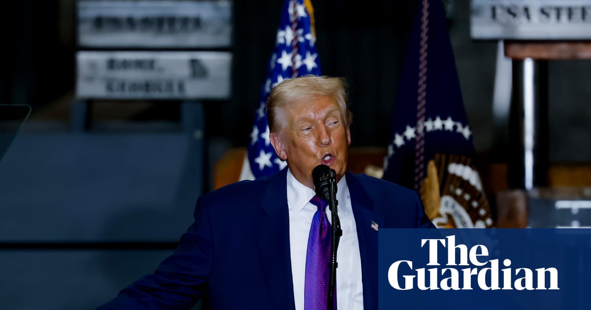 Trump defends tariffs in pre-midterms appearance in battleground Georgia