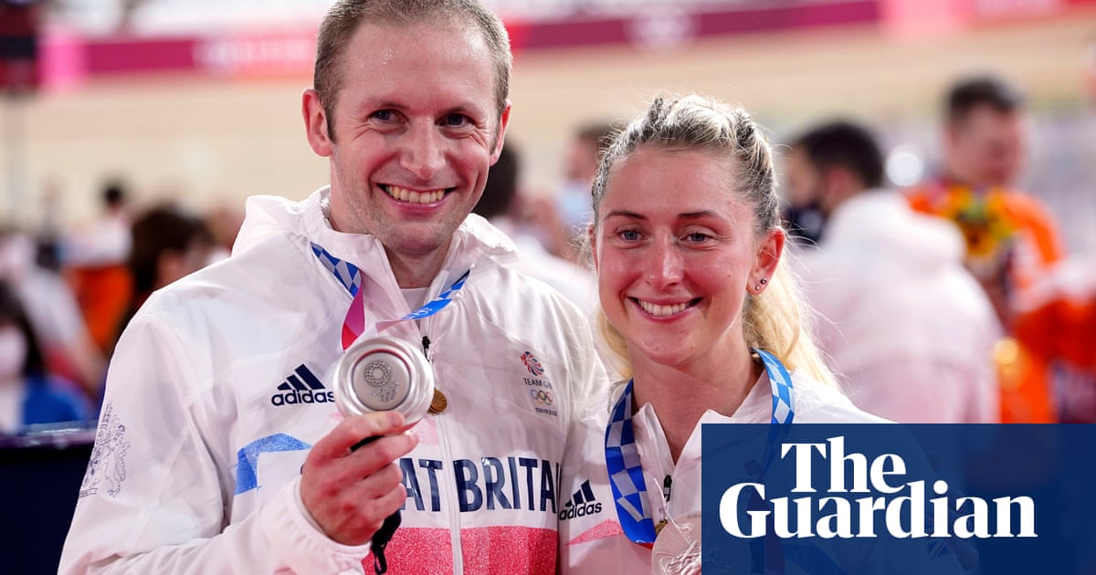 Laura and Jason Kenny win silver medals in Olympic team cycling finals