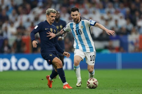 Argentina v France: 2022 World Cup final – live | World Cup 2022 2 Lionel Messi and Argentina were totally dominant in the first half.