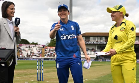 England captain Heather Knight flips the coin as her Australian counterpart Alyssa Healy looks on ahead of the Women's Ashes third ODI match between England and Australia at The Cooper Associates County Ground on July 18, 2023.