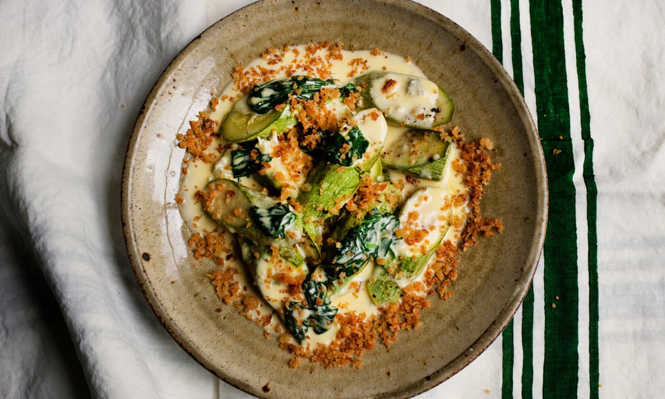 Flavour bomb: courgettes with gorgonzola sauce.