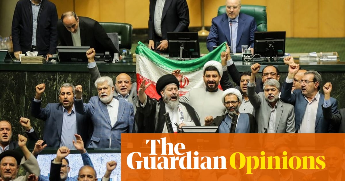 بعد الهجوم الإيراني بطائرات بدون طيار على إسرائيل، يجب على العالم أن يتحرك: هذه أزمة تهددنا جميعًا | سيمون تيسدال بعد الهجوم الإيراني بطائرات بدون طيار على إسرائيل، يجب على العالم أن يتحرك: هذه أزمة تهددنا جميعًا | سيمون تيسدال