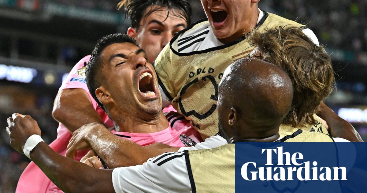 Football Daily | Suarez defies age and dodgy knees to set up PSG clash dripping in narrative