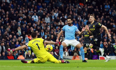 Save: Manchester City's Ilkay Gundogan shoots.