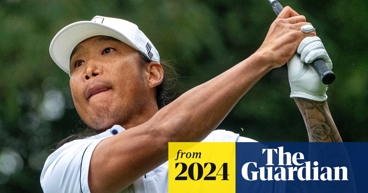 golfers who dip tobacco I don't see any issue with Tiger and Phil chewing gum to relax at the Masters- I do have a problem with Cabrera and Daly smoking while golfing Anthony Kim says he battled