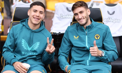 Wolves players Enso Gonzalez and Santi Bueno pose for a photo.