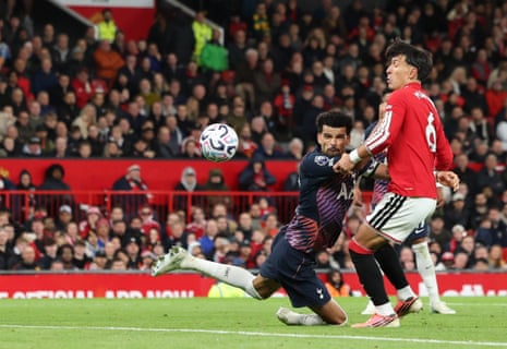 Dominic Solanke heads the ball into the net to put Spurs level.