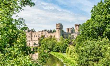 Warwick Castle is a medieval castle in Warwick, the county town of Warwickshire, England, UK<br>FWW383 Warwick Castle is a medieval castle in Warwick, the county town of Warwickshire, England, UK