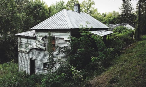 One of the abandoned houses along Crystal Creek, Beattyville.