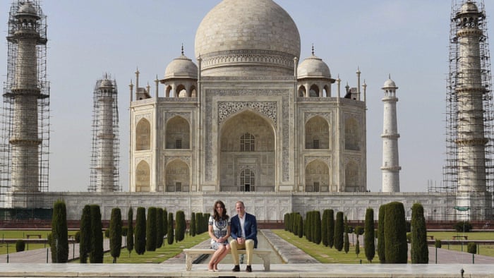 Duke And Duchess Of Cambridge Retrace Steps Of Diana Visit To Taj Mahal Uk News The Guardian