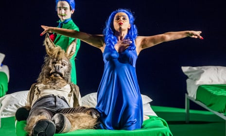 Joshua Bloom as Bottom and Soraya Mafi as Tytania in A Midsummer Night’s Dream at the Coliseum, London.