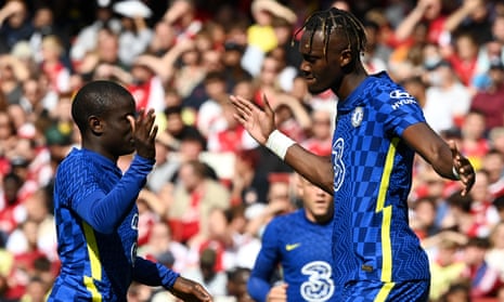 Tammy Abraham (right) celebrates with N’Golo Kanté after scoring Chelsea’s winner against Arsenal in a pre-season friendly.