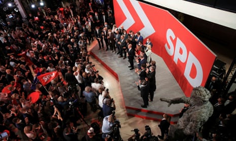 SPD supporters at party headquarters