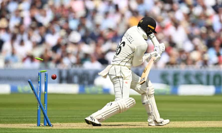 Tom Blundell of New Zealand is bowled by Matthew Potts of England.
