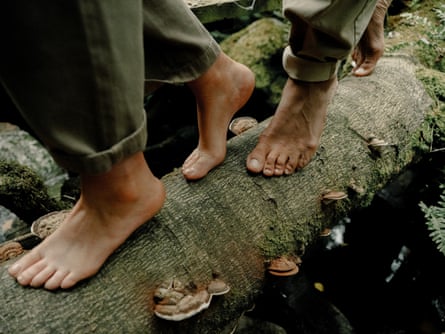 Barefoot walking at Cabilla Cornwall