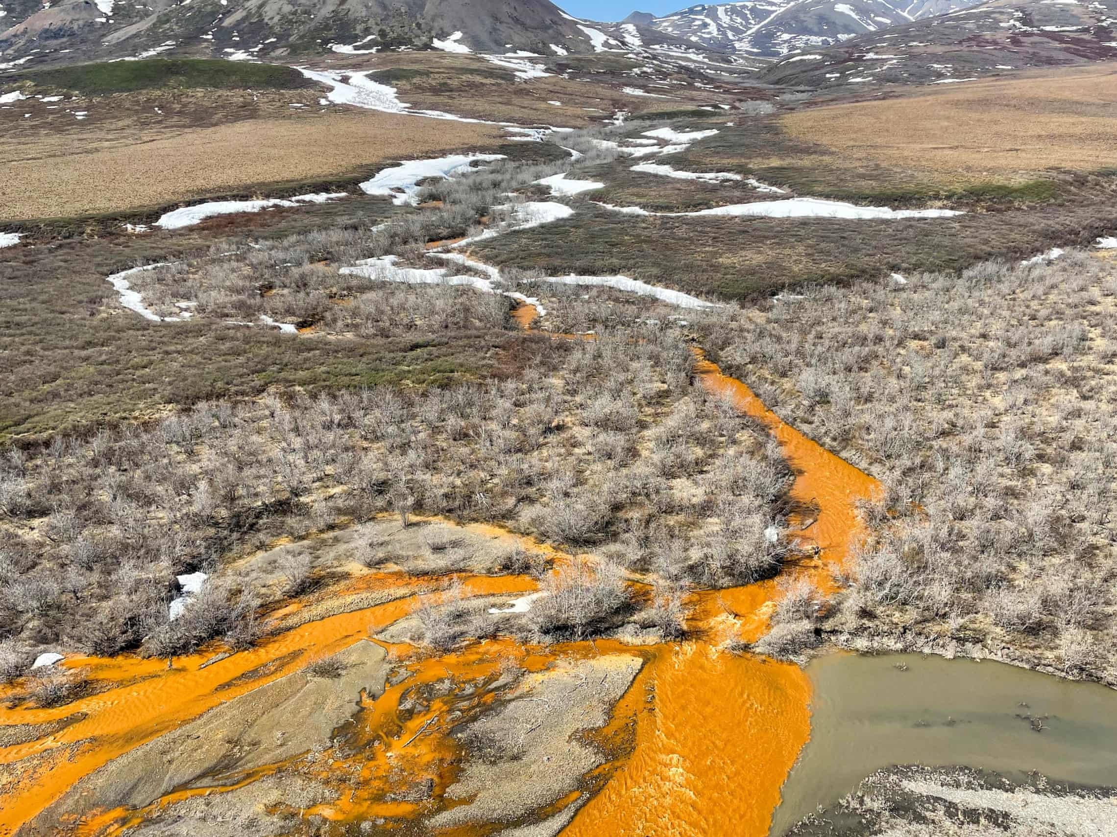 Alaska rivers turning orange