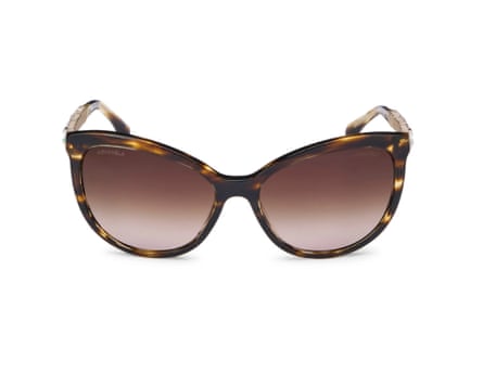 Chanel brown tortoise sunglasses product photo