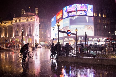 piccadilly circus on a very rainy night
