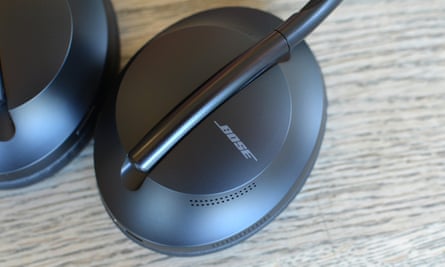 Bose Noise-Cancelling Headphones 700 Review