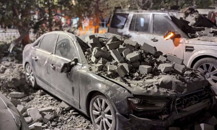 Ukraine says it has captured nearly 600 Russian soldiers during Kursk incursion | Ukraine | The Guardian