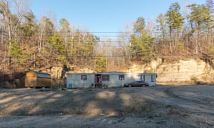 Trailer and car in Alabama.