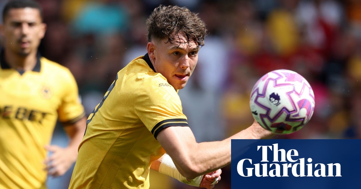 Wolves Reject £50M Newcastle Bid for Striker Strand Larsen