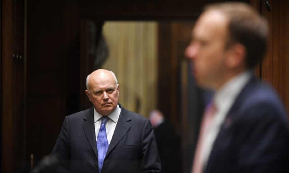 Iain Duncan Smith, left, said Boris Johnson had ‘made his bed and he has to lie in it’. 