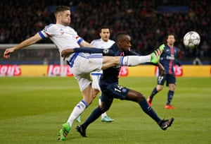 Gary Cahill stretches to take the ball from Blaise Matuidi.
