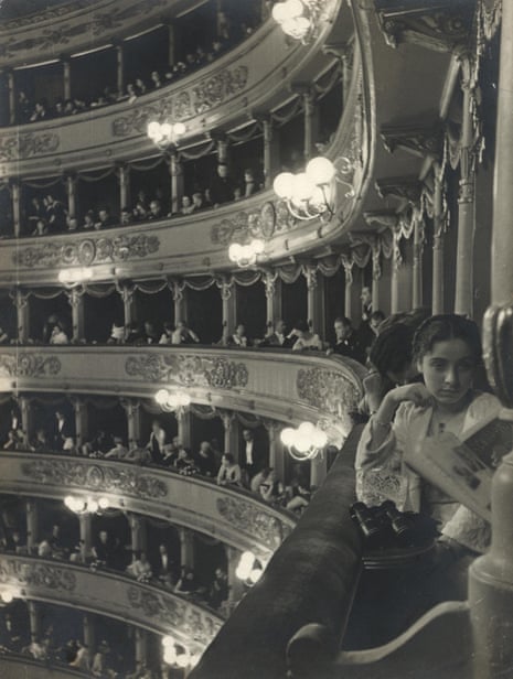 Milanese society at the gala premiere of Rimsky-Korsakov’s opera The Legend of the Invisible City of Kitezh at La Scala (1933).
