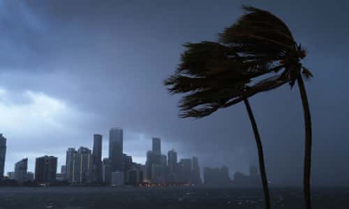 Hurricane Irma: a million homes lose power as storm makes landfall in Florida