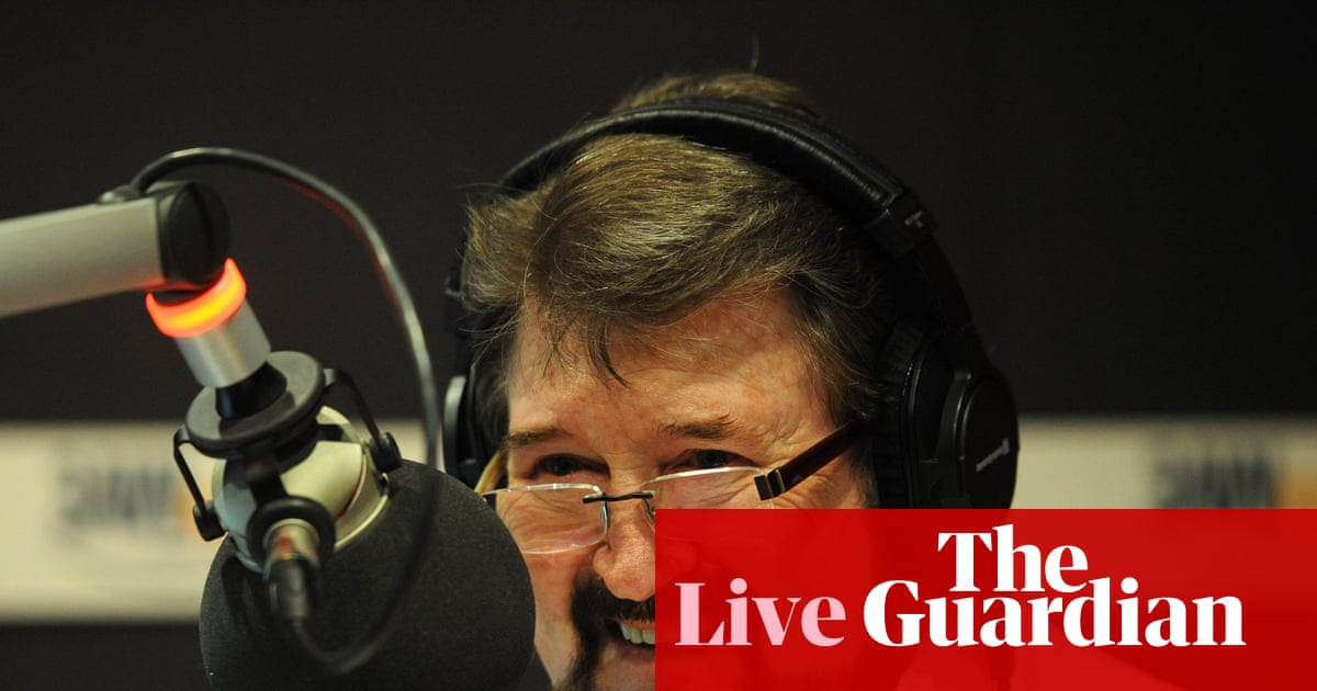 Australia news live: ‘human headline’ and former senator Derryn Hinch dies aged 82; Telstra must ‘face the music’ over outage, minister says | Australia news Australia news live: ‘human headline’ and former senator Derryn Hinch dies aged 82; Telstra must ‘face the music’ over outage, minister says | Australia news