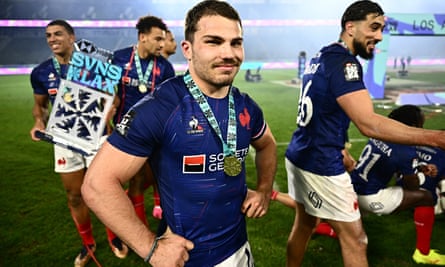 France’s Antoine Dupont and his teammates celebrate their tournament win in Los Angeles
