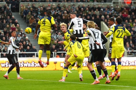 Fabian Schär rises to power home a header and put Newcastle ahead